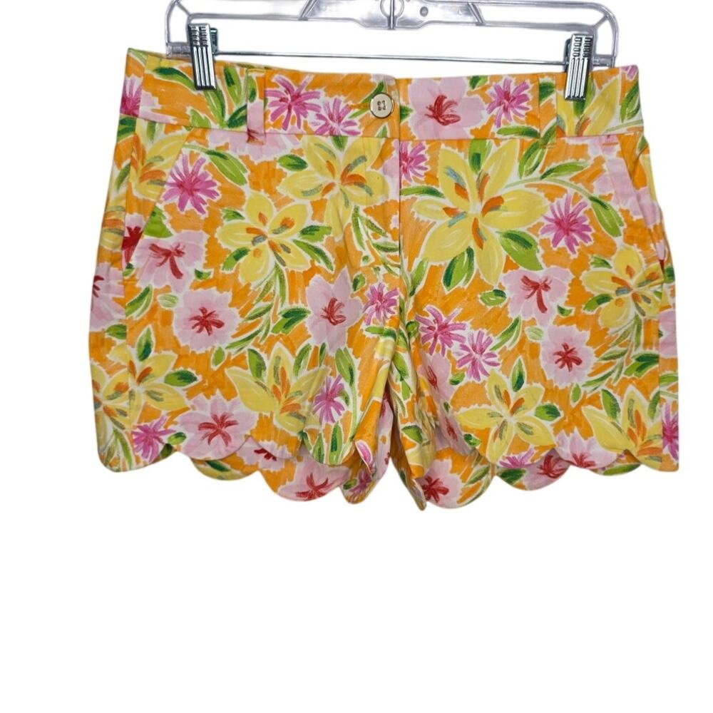 Crown & Ivy Shelby Yellow Tropical Scalloped Hem Resort Shorts Women’s Size 4